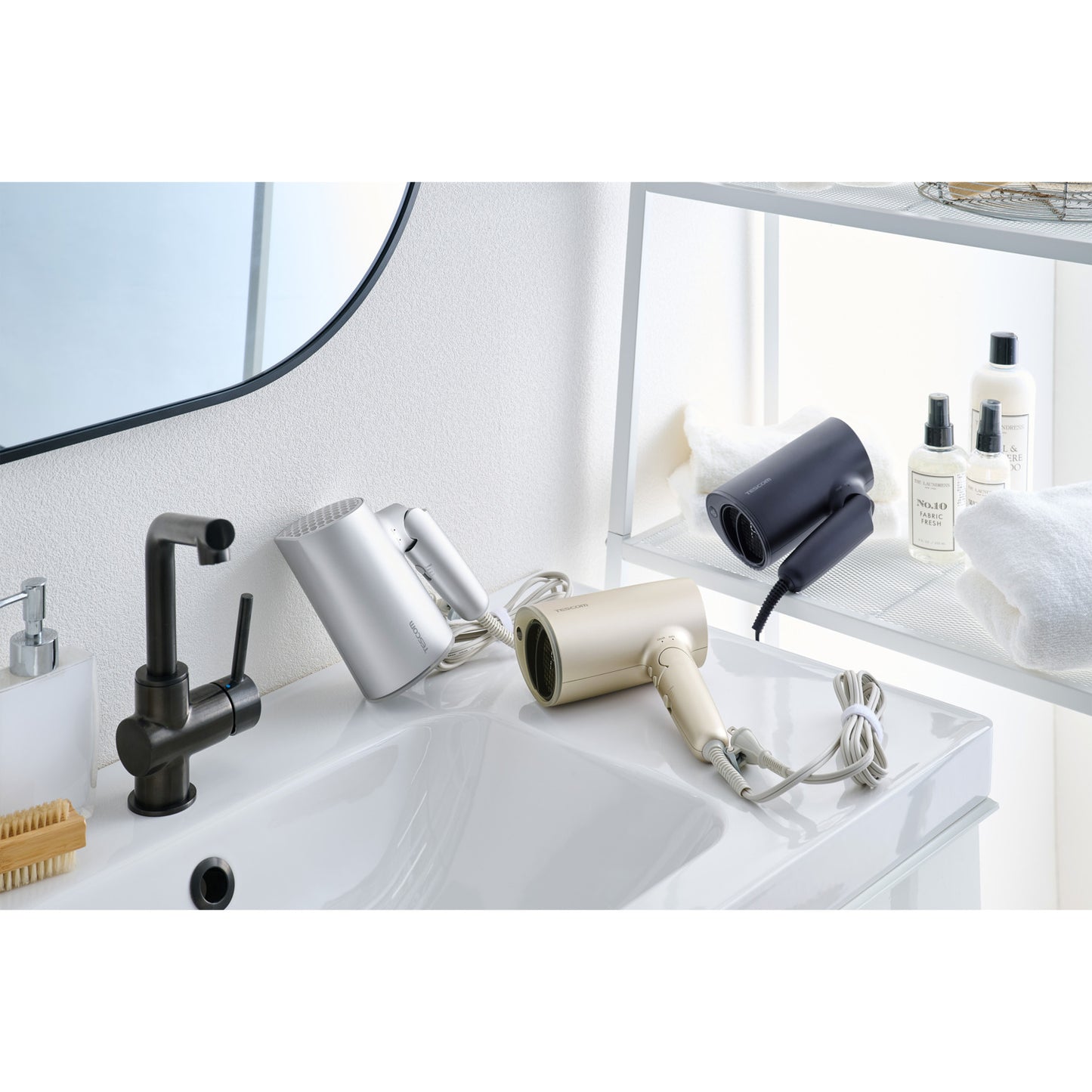 マイナスイオン ヘアドライヤー/ TD713A