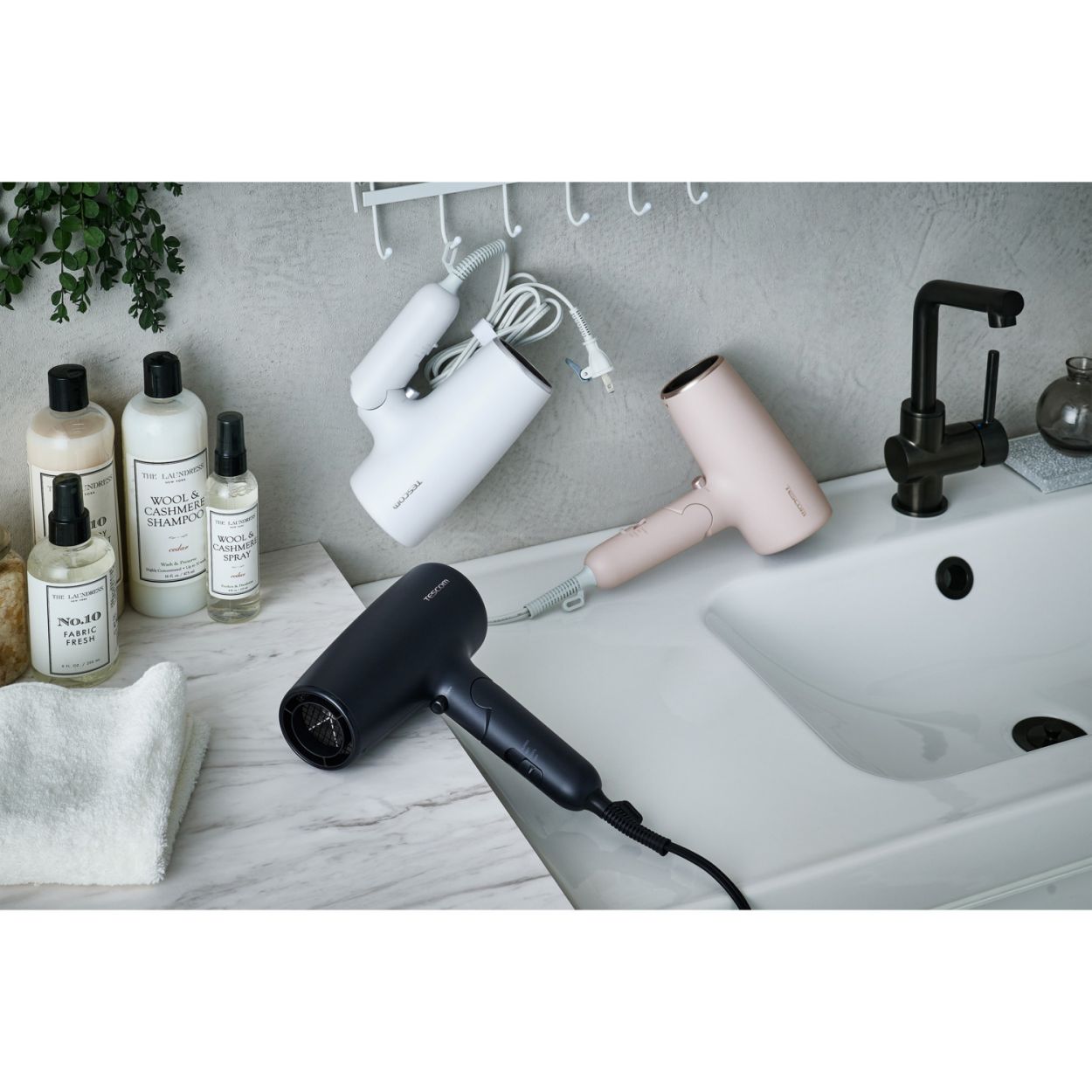 プロテクトイオン ヘアドライヤー/ TD561A