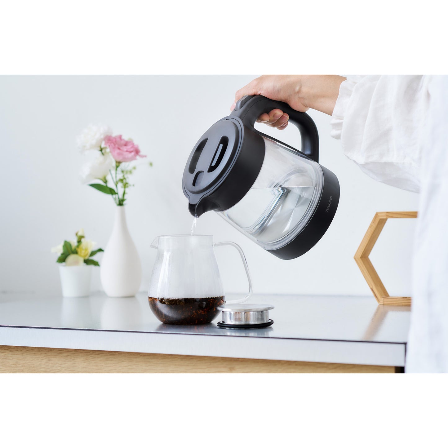 【新製品】電気ガラスケトル / TKG45A